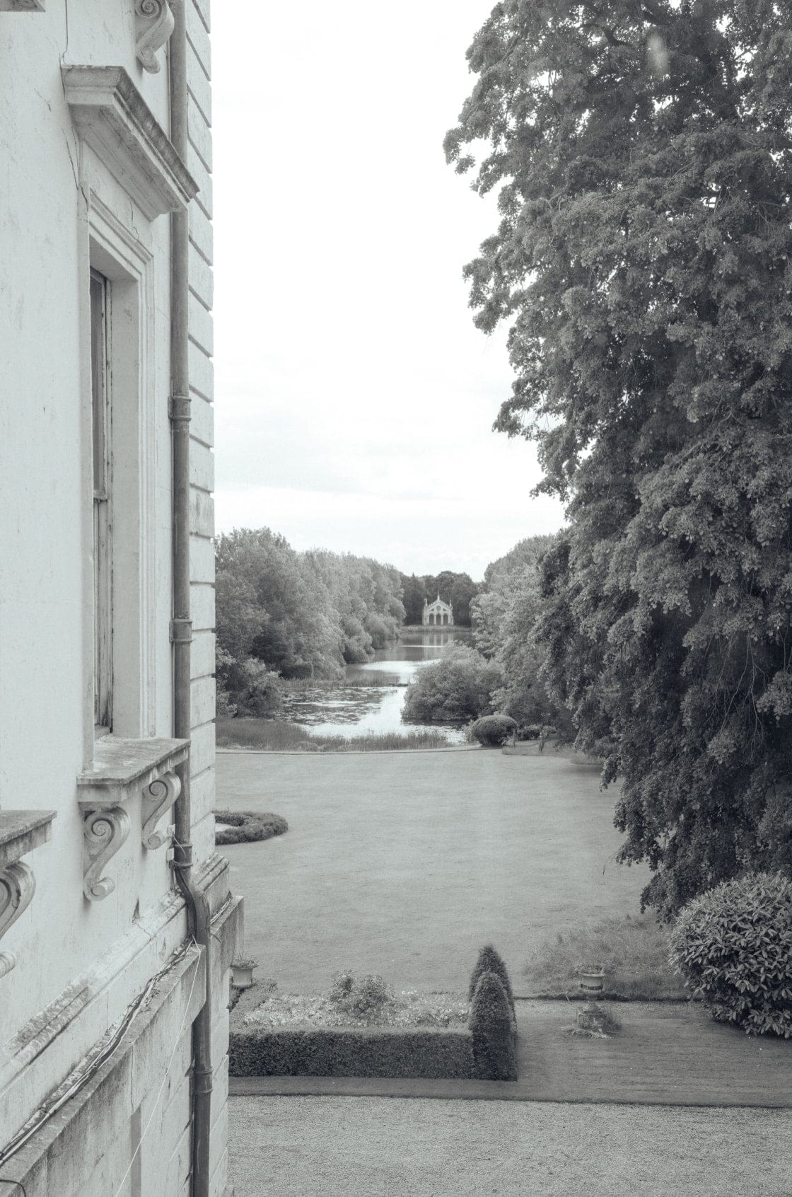 Saint & Sofia - Wonderland